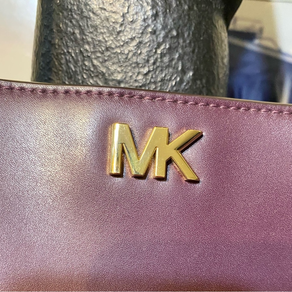 Michael Michael Kors Purple Leather Tote Bag - Picture 3 of 14